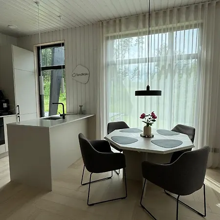 Dom wakacyjny Tondikaku *