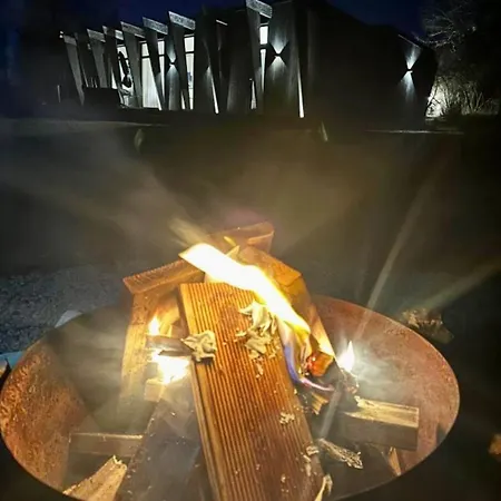 Tondikaku